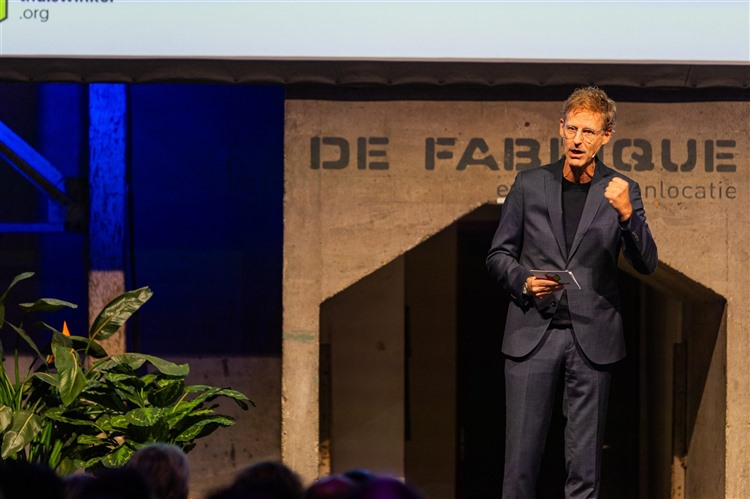 20251009_094320_SHOPPINGTODAY_RICHARD-scaled 20251009_094320_shoppingtoday_richard-scaled.jpg